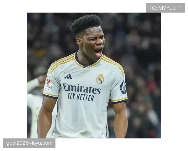 楚阿梅尼闪耀世界杯:年轻新星崛起,扛起球队核心重任 楚阿梅尼闪耀世界杯:年轻新星崛起,扛起球队核心重任