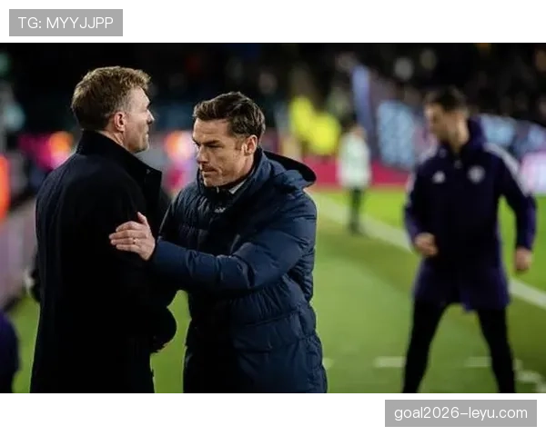 帕克执教伯恩利迎关键转折,球队状态显著回暖 帕克执教伯恩利迎关键转折,球队状态显著回暖