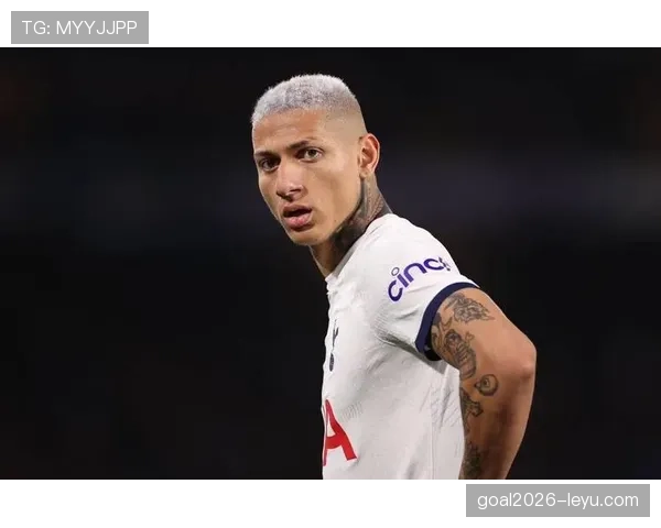 理查利森表现稳健，帮助热刺在比赛中力克对手再次获得三分