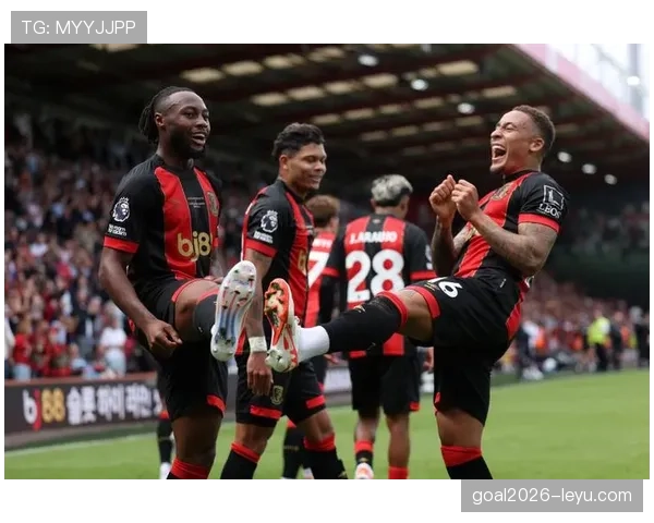 狼队新赛季表现值得关注，展现强大实力推动竞争力提高