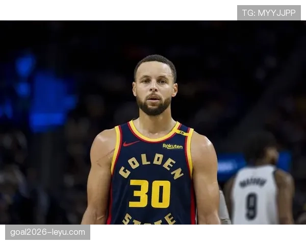 比尔靠挡拆和无球跑动改变得分结构有别于库里